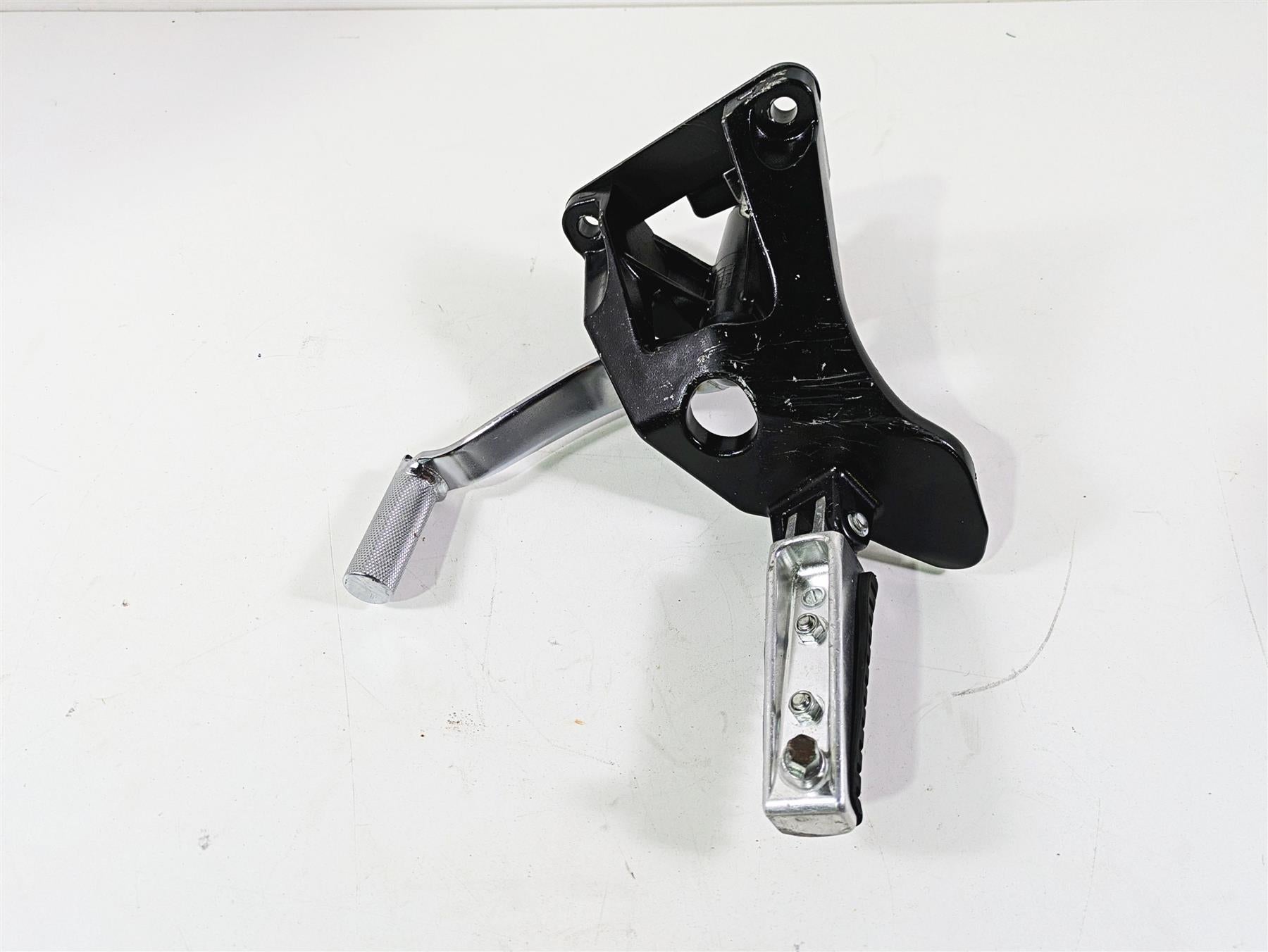 2016 Suzuki M109R VZR1800 Boulevard Right Front Footpeg Brake Pedal 43511-48G10 {{ shop.shopifyCountryName }} - Mototech271