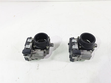 2015 Ducati Hypermotard 821 SP Throttle Body Bodies Fuel Injection Set 28240903A {{ shop.shopifyCountryName }} - Mototech271
