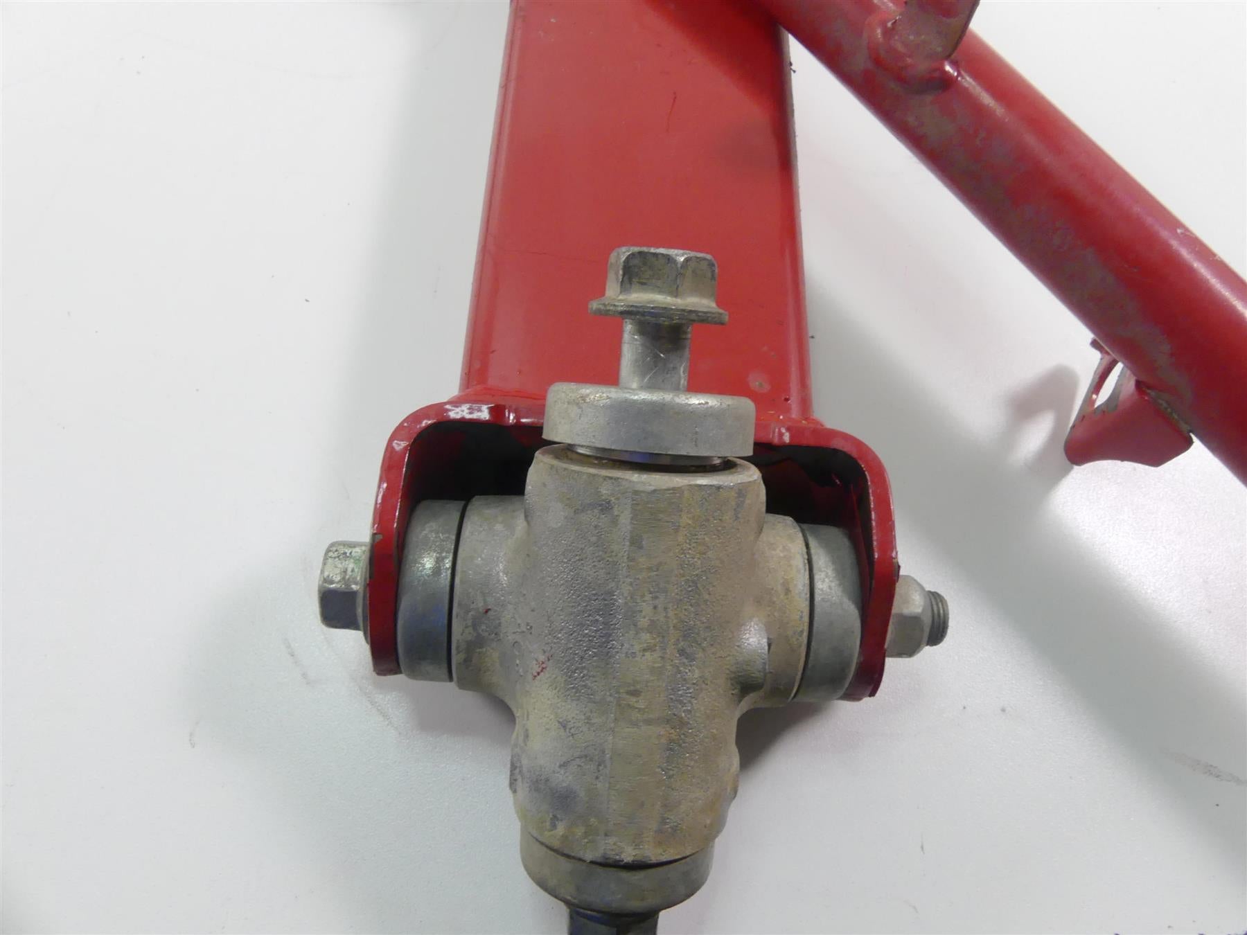 2020 Honda Talon SXS1000R S2R Rear Left Trailing Arm Knee Set 52360-HL6-A10 {{ shop.shopifyCountryName }} - Mototech271