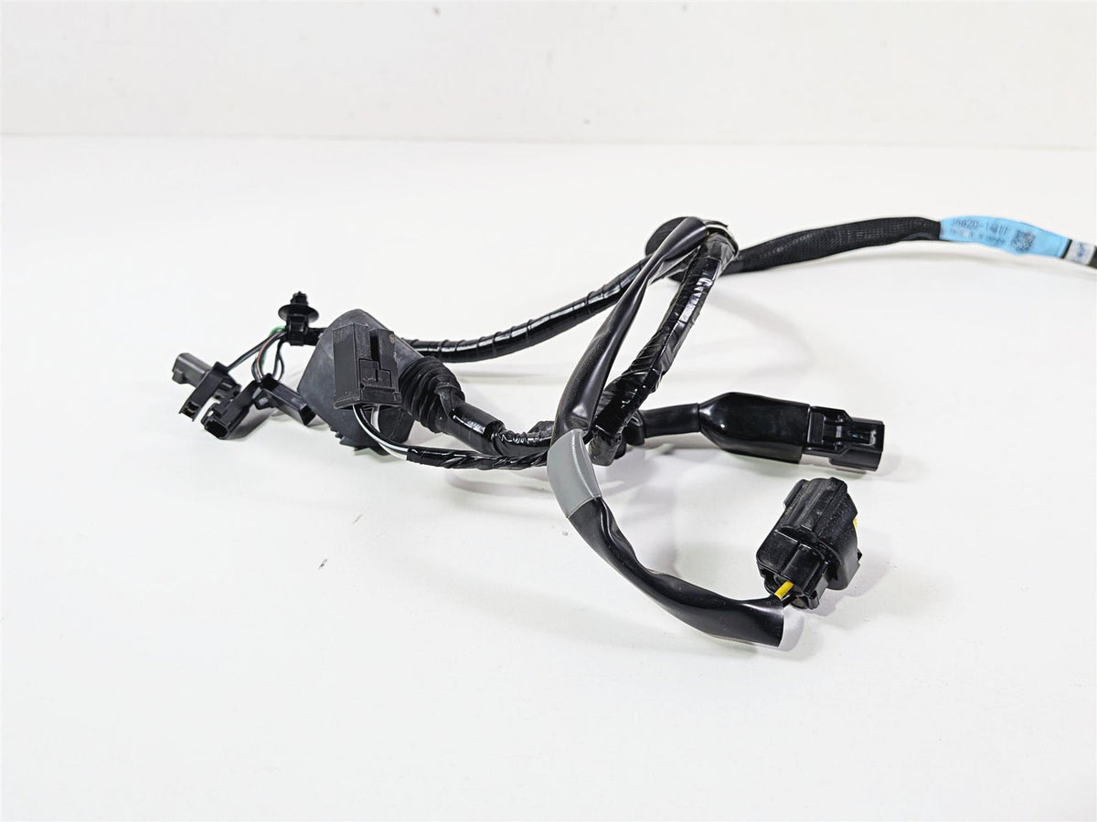 2024 Suzuki GSXR600 Gauges Cluster Headlight Wiring Harness 36620-14J11 {{ shop.shopifyCountryName }} - Mototech271