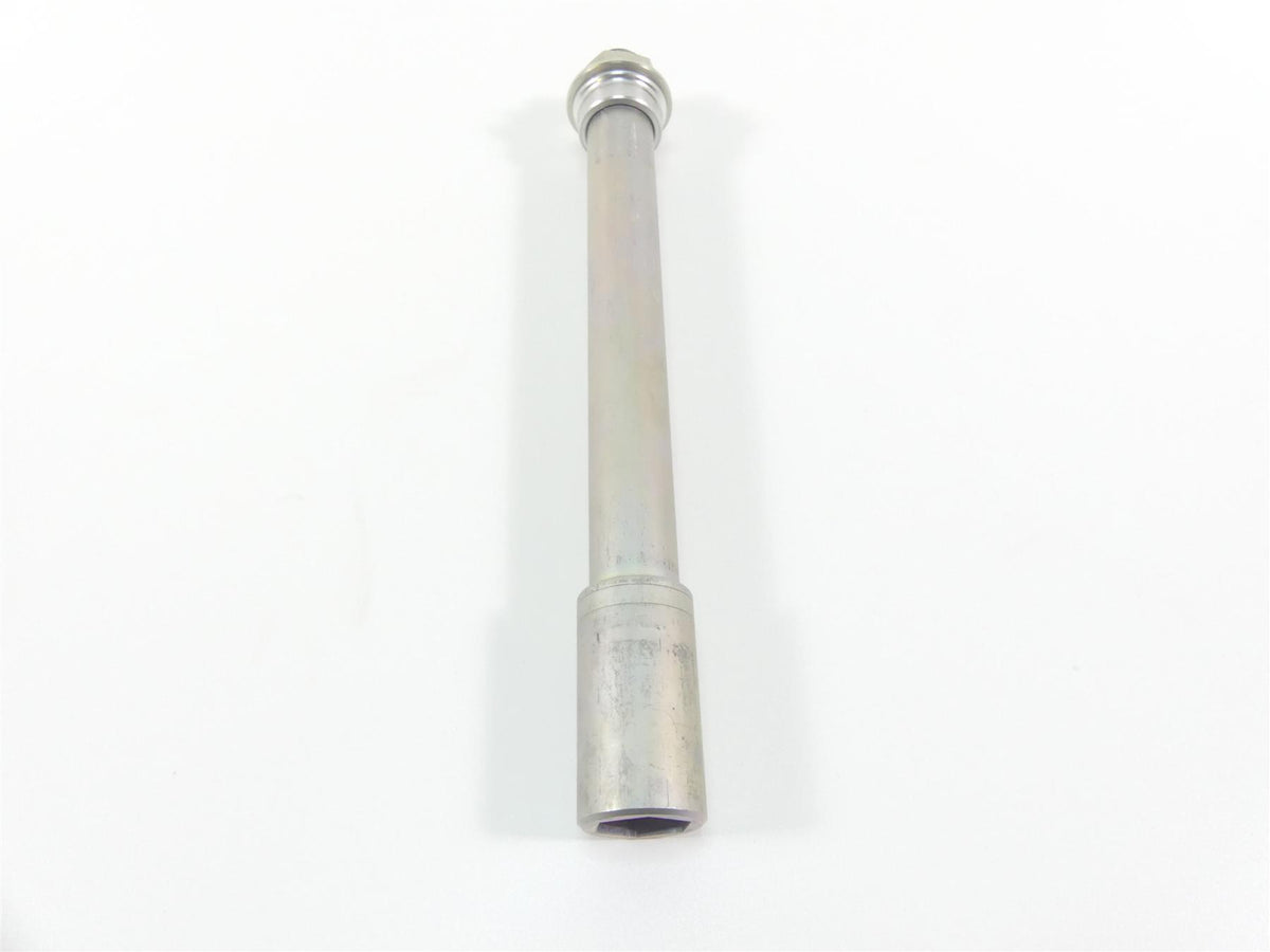 2022 Suzuki GSXR750 Straight Front Axle Wheel Spindle 22mm 54711-14J00 {{ shop.shopifyCountryName }} - Mototech271