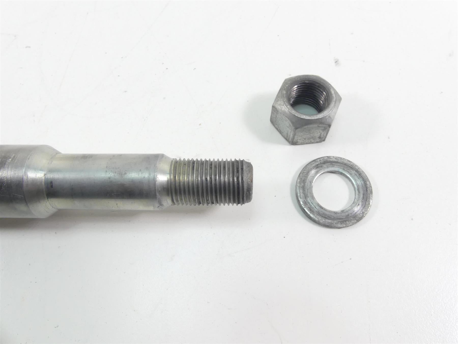 2011 Harley Touring FLTRU Road Glide Front Axle Wheel Spindle 25mm 41547-07A {{ shop.shopifyCountryName }} - Mototech271