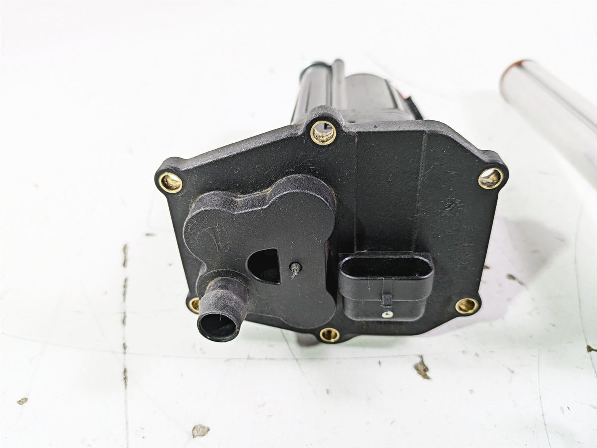 2017 Ducati Monster 1200 S Fuel Gas Petrol Pump & Sender 16024181A 59210251B {{ shop.shopifyCountryName }} - Mototech271