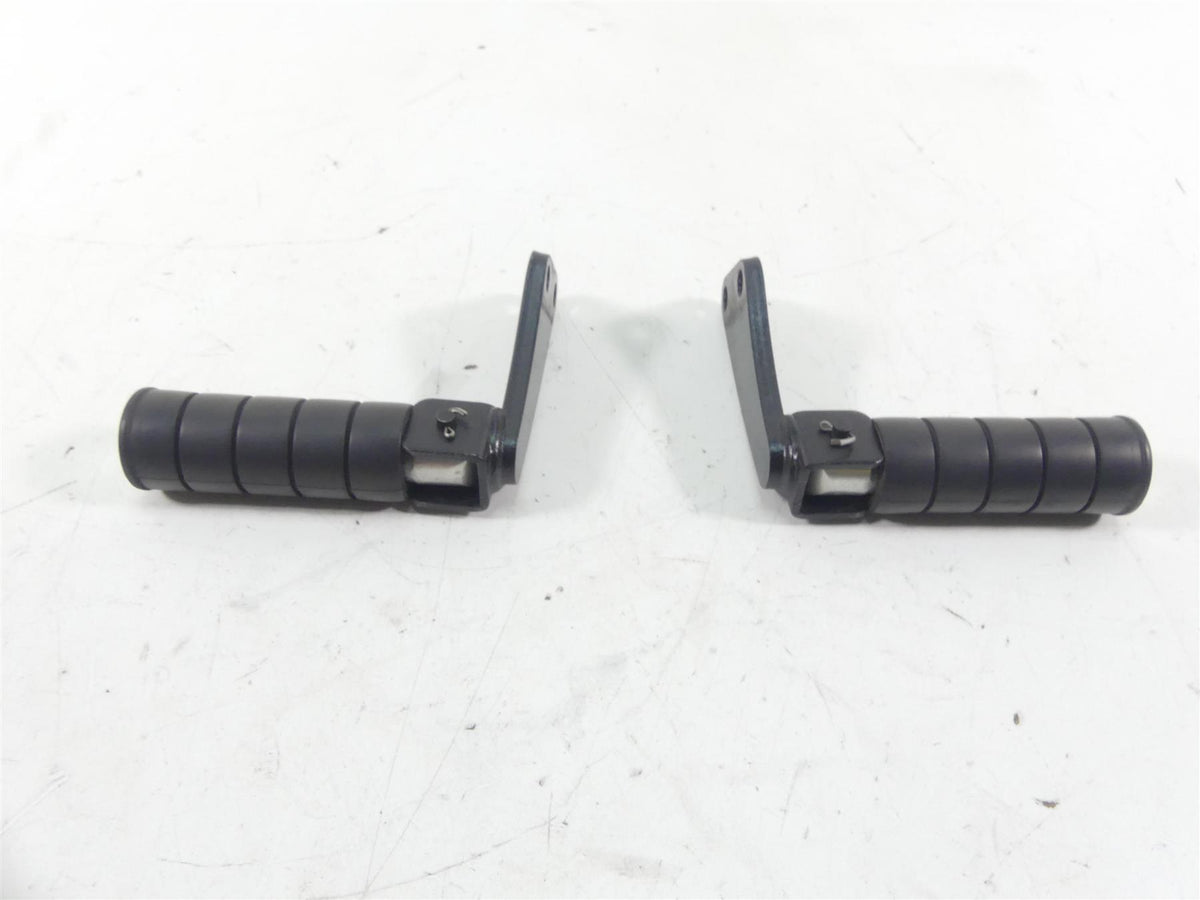 2001 Yamaha XV1600 Road Star Rear Passenger Pillion Foot Peg Set 4WM-27430-11-00 {{ shop.shopifyCountryName }} - Mototech271