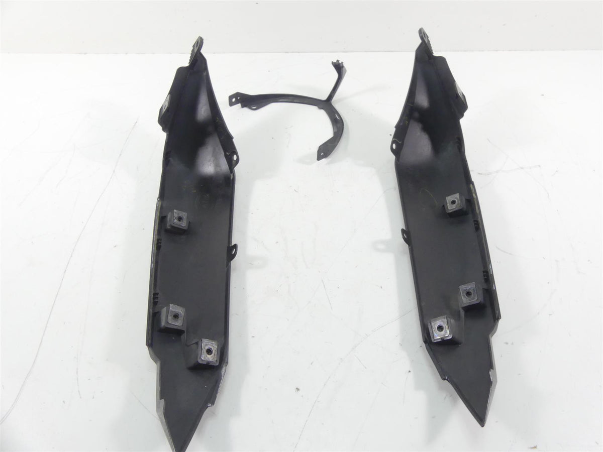2007 Yamaha FZ1 Fazer Rear Tail Side Cover Fairing Set 3C3-2471K-00 3C3-2472K-00 {{ shop.shopifyCountryName }} - Mototech271