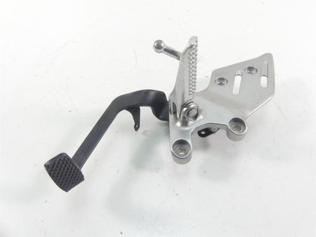 2022 Yamaha MT09 FZ09 Right Front Footpeg + Brake Pedal Set B7N-27443-00-00 {{ shop.shopifyCountryName }} - Mototech271