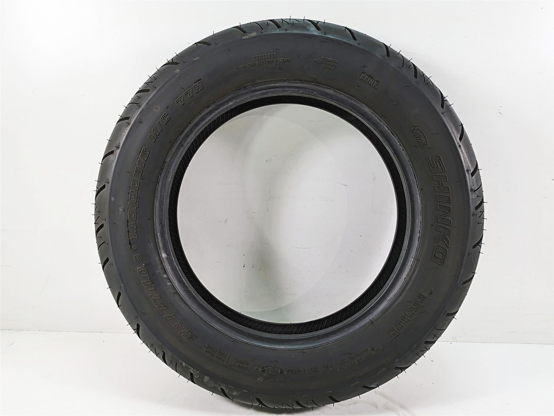 2005 Harley Touring FLHTCUI Electra Glide Used Motorcycle Front Tire Shinko SR777 140/90/16 87-4596 {{ shop.shopifyCountryName }} - Mototech271