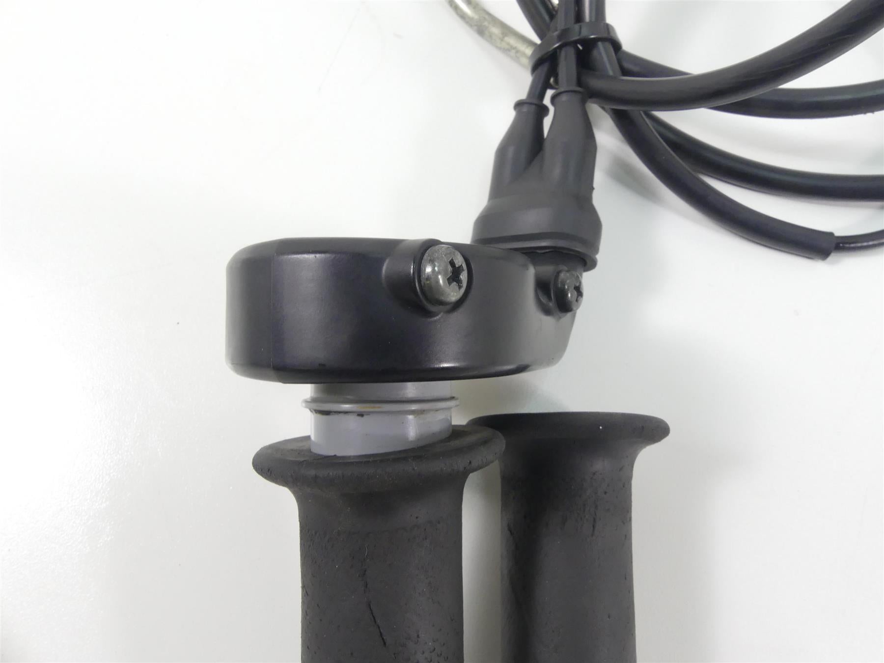 2012 Kawasaki ZX1400 ZX14R Ninja Throttle Hand Grip & Cables 32099-0049 {{ shop.shopifyCountryName }} - Mototech271