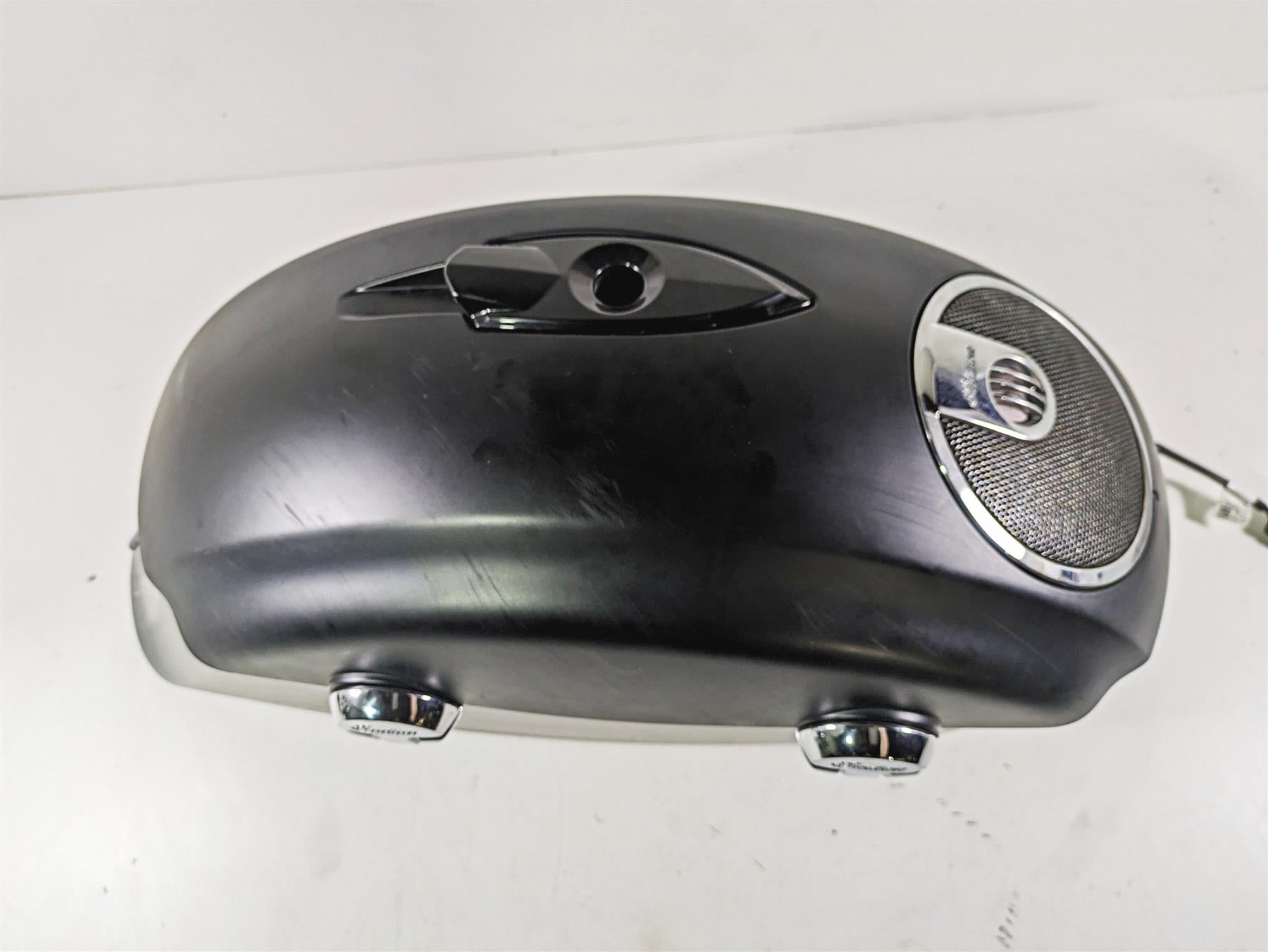 2018 Indian Chieftain Dark Horse Right Saddlebag Saddle Bag & Speaker 5451494 {{ shop.shopifyCountryName }} - Mototech271
