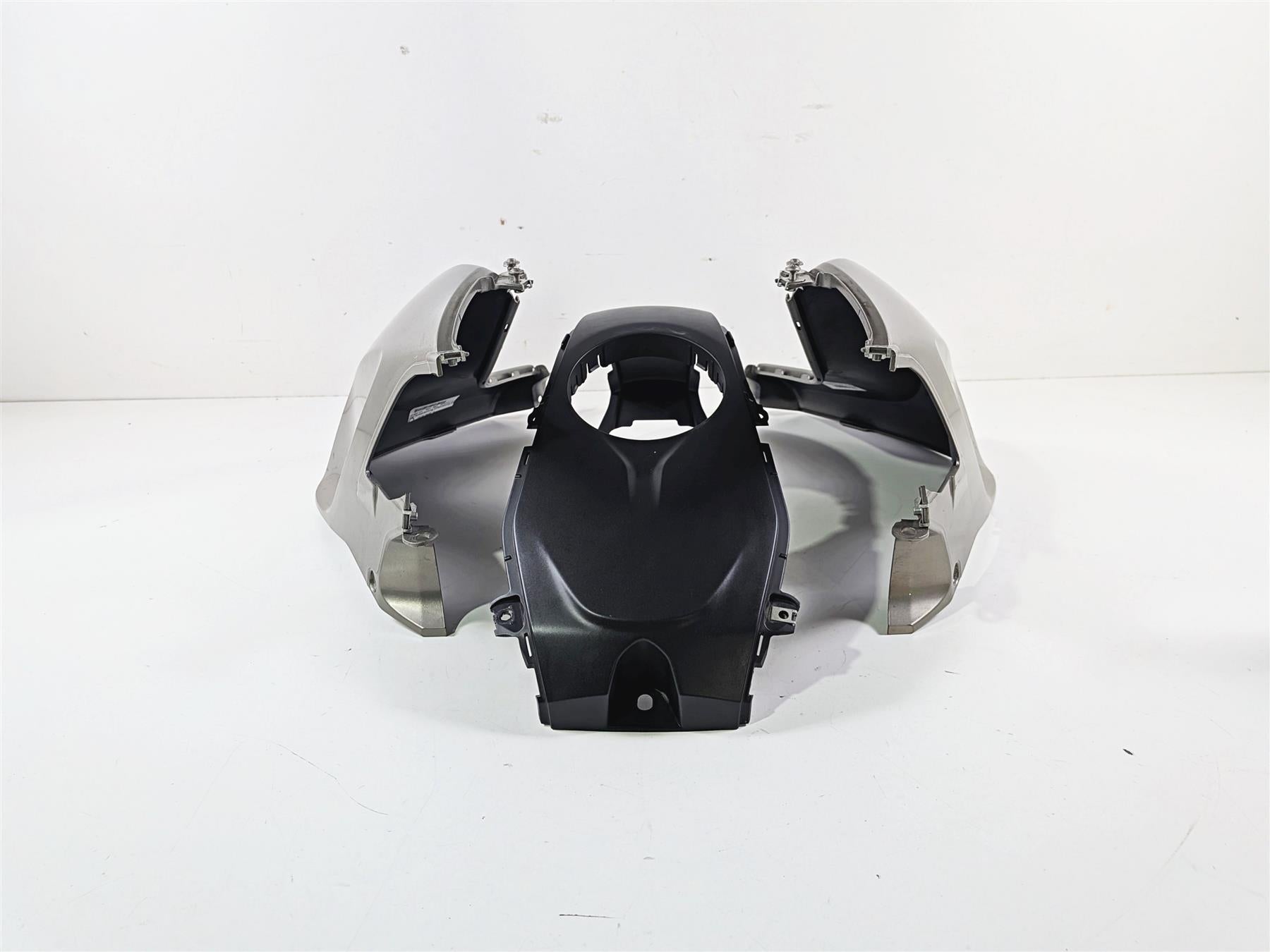 2016 BMW R1200RT RT RTW K52 Tank Cover Fairing Set Platinbronze 46638533557 {{ shop.shopifyCountryName }} - Mototech271