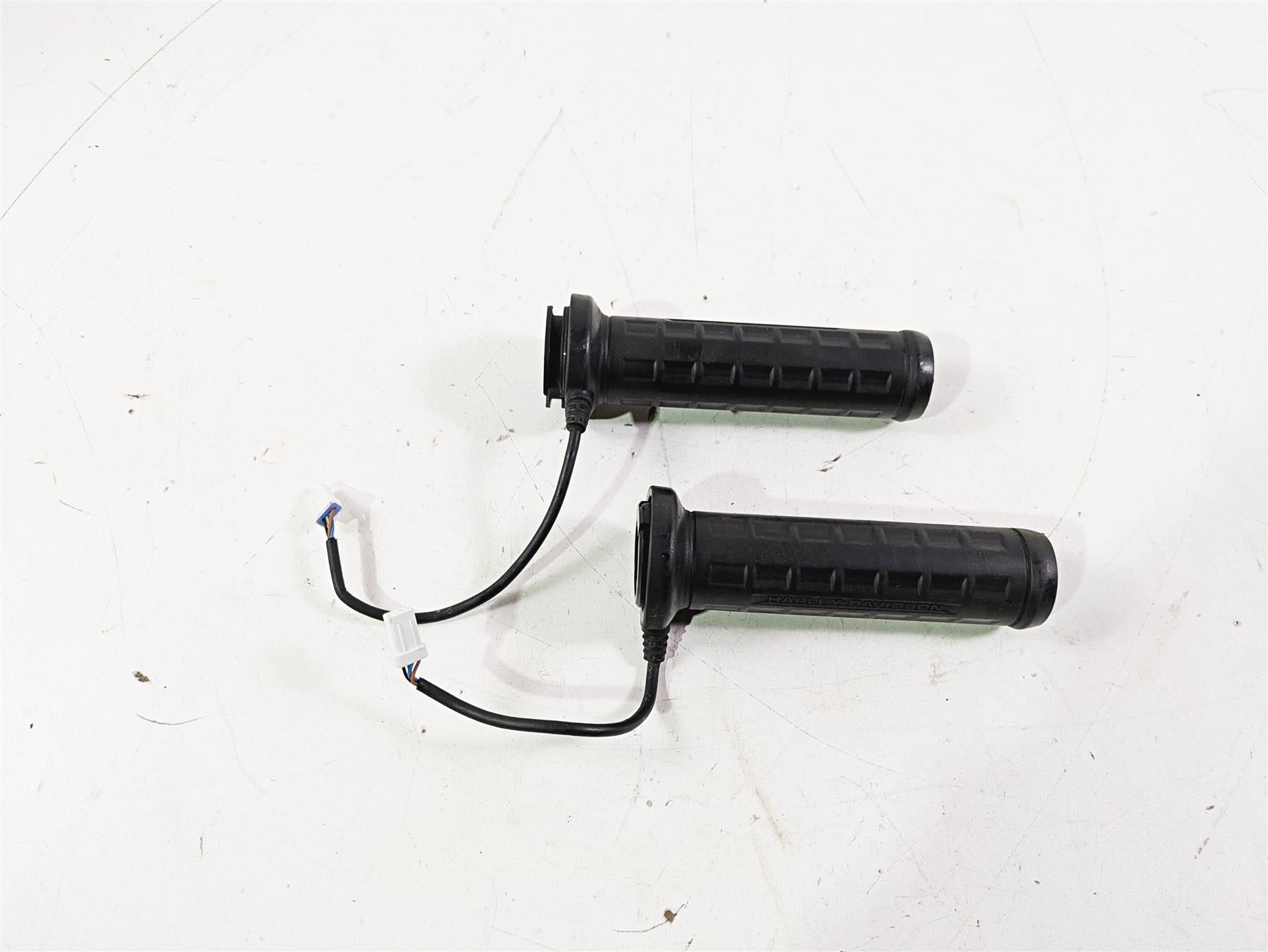 2022 Harley RA1250 S Pan America Left Right Heated Grip Set 56100376 56100377