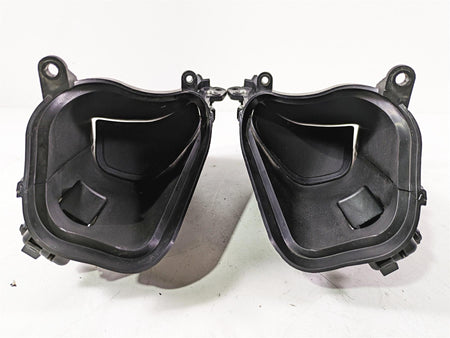 2017 Harley Touring FLTRXS Road Glide Front Air Inlet Duct Set 29200072 {{ shop.shopifyCountryName }} - Mototech271