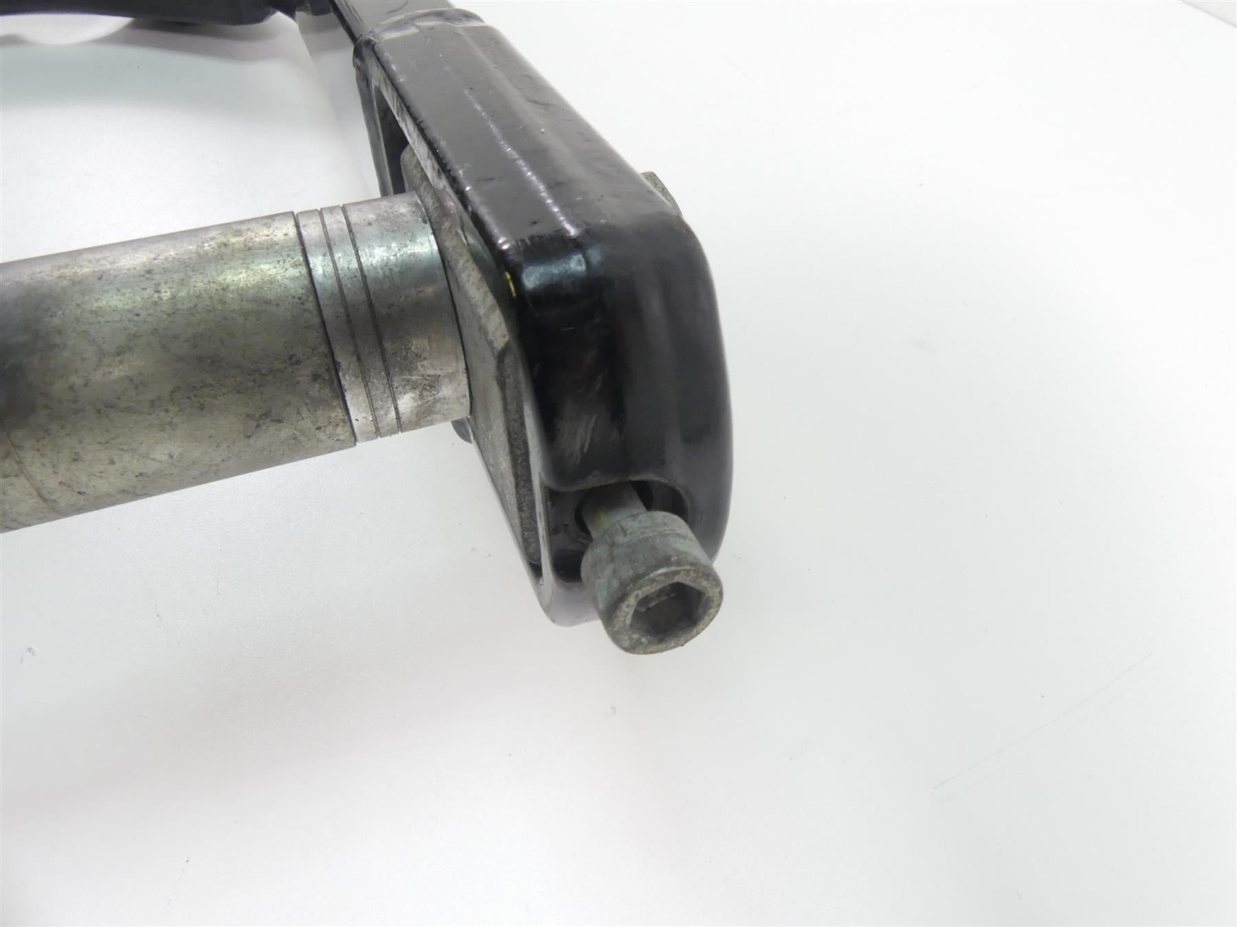 2016 Harley FXDL Dyna Low Rider Rear Swingarm Swing Arm + 25mm Axle 47820-10 {{ shop.shopifyCountryName }} - Mototech271