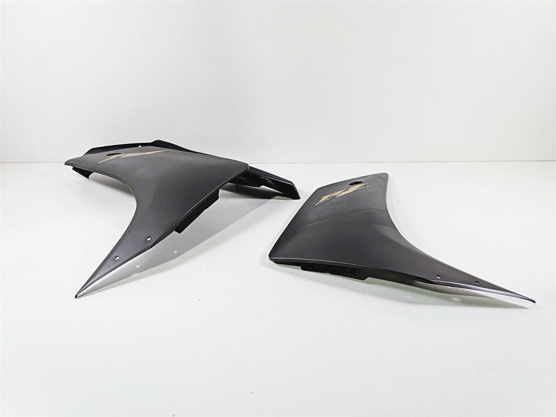2008 Yamaha YZF R1 RN19 Left Right Side Fairing Cover Set 4C8-Y283U 4C8-Y283V-00 {{ shop.shopifyCountryName }} - Mototech271