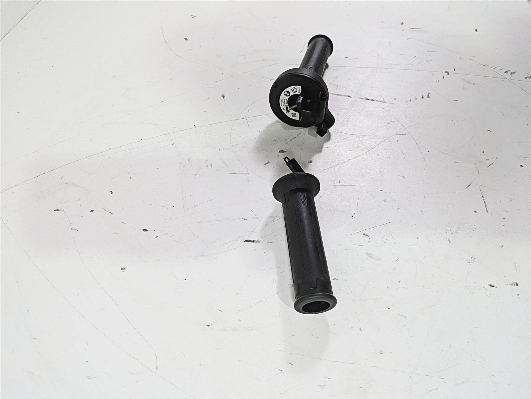 2016 BMW R1200GS GSW K50 Heated Cruise Hand Grip Set 61318552117 61318552120 {{ shop.shopifyCountryName }} - Mototech271