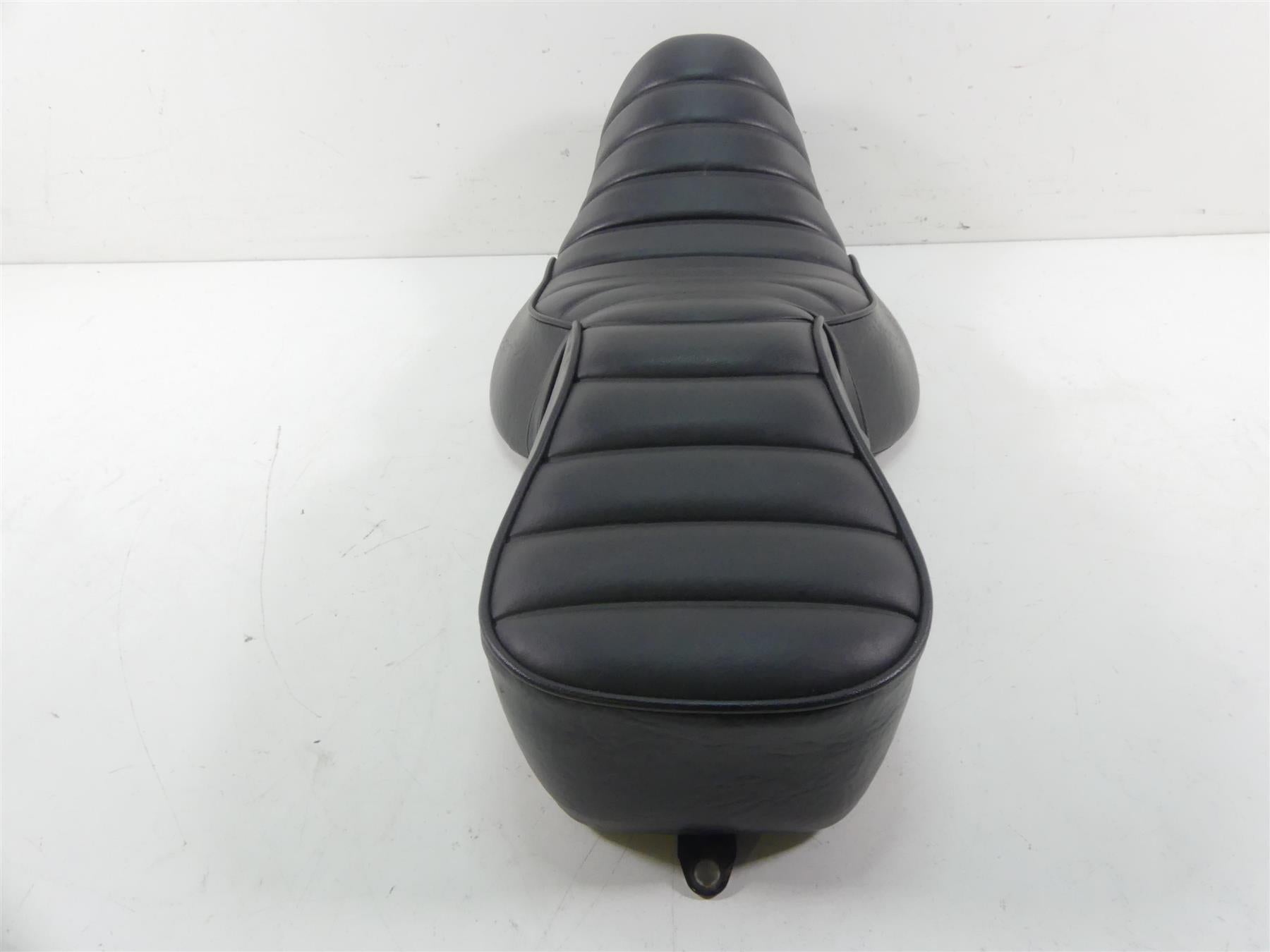 2019 Harley XL883 N Sportster Iron Duo Seat Saddle 52000195 {{ shop.shopifyCountryName }} - Mototech271