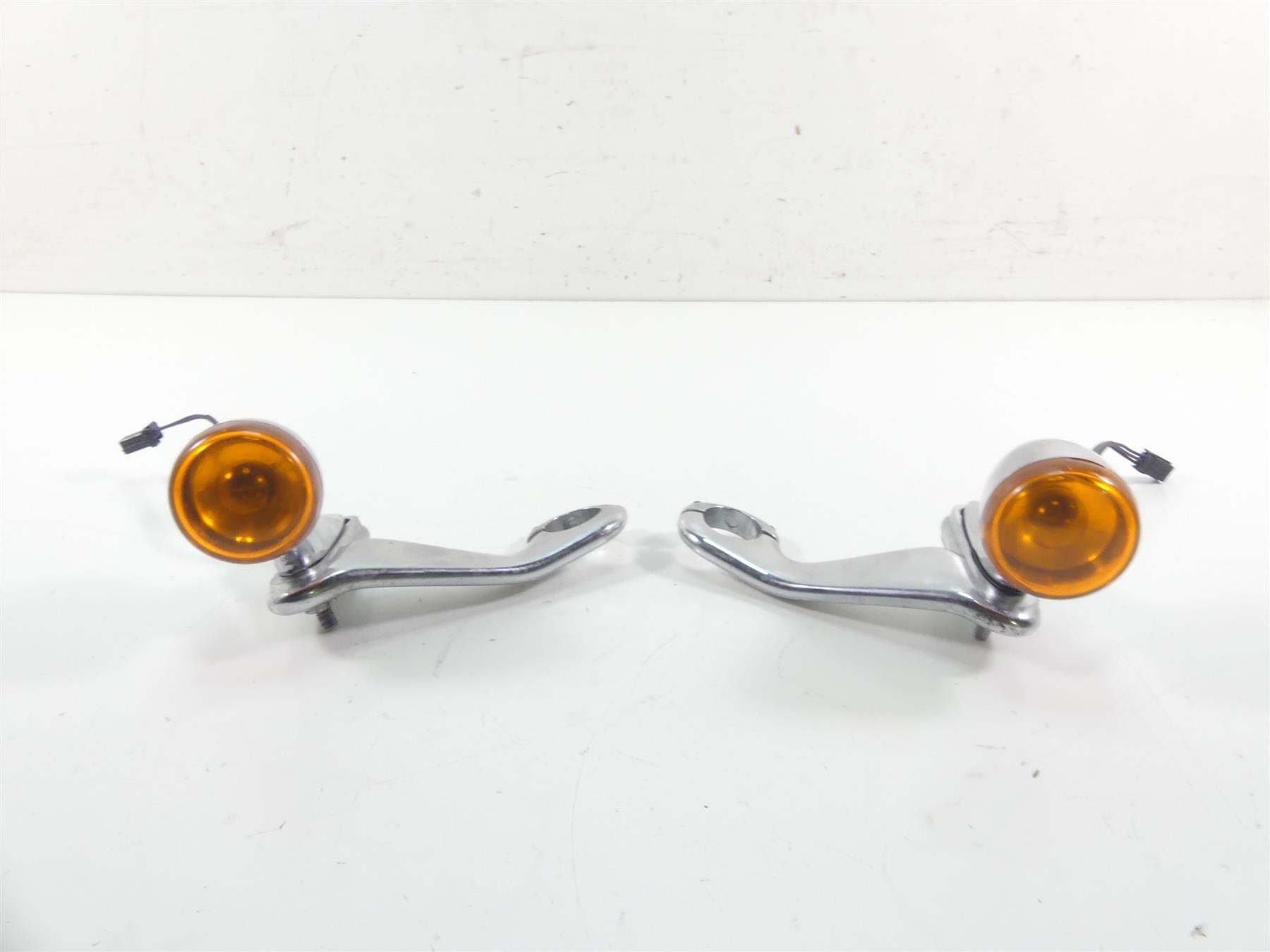 2013 Harley Touring FLTRX Road Glide Front Blinker Turn Signal Set 69272-05 {{ shop.shopifyCountryName }} - Mototech271