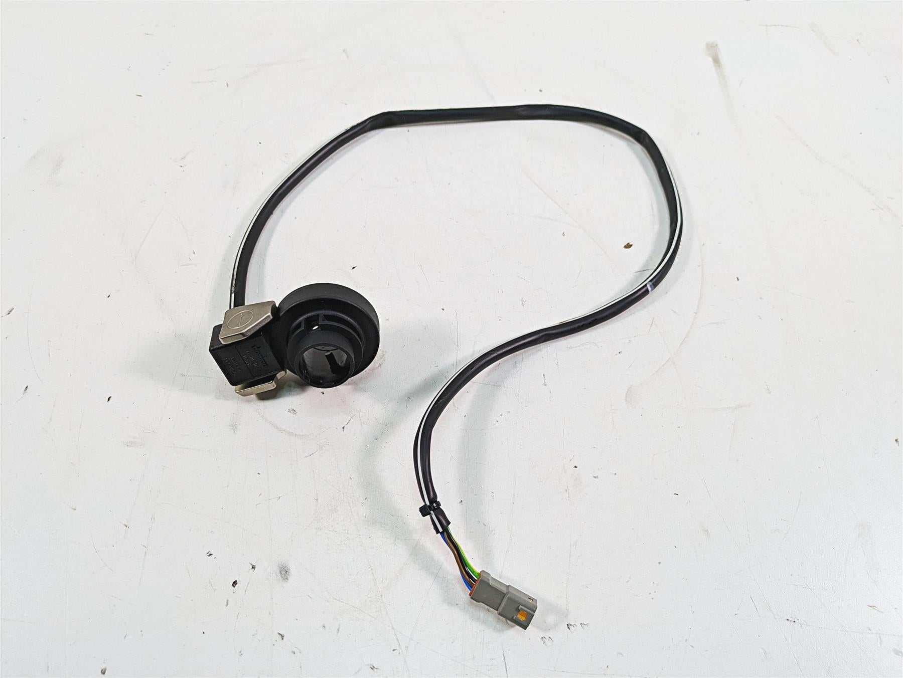 2020 Aprilia Tuono V4 Factory Left Traction Control Selector Switch 852398 {{ shop.shopifyCountryName }} - Mototech271