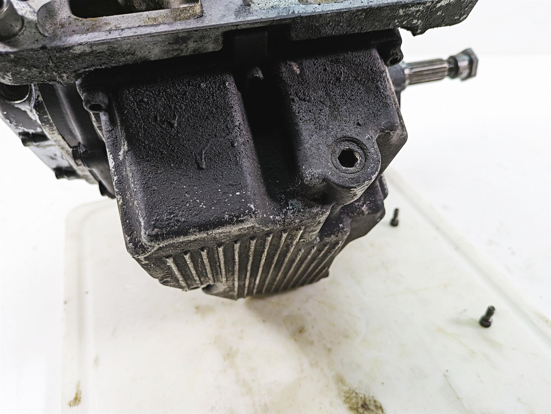 2009 Harley FXDC Dyna Super Glide Custom 6-Speed Transmission Gear Box 33091-06A {{ shop.shopifyCountryName }} - Mototech271