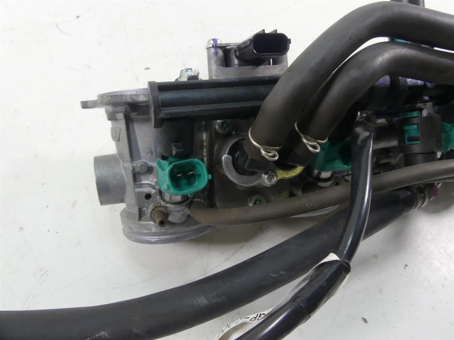 2015 Honda CBR1000 RR SC59 Keihin Throttle Body Fuel Injectors 16401-MFL-671 {{ shop.shopifyCountryName }} - Mototech271