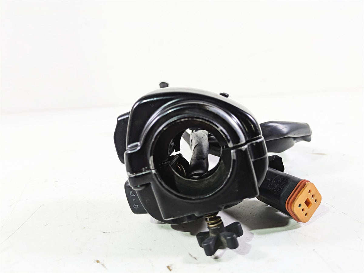 2003 Harley Softail FXSTDI Deuce 100th Right Hand Control Switch -Read 71684-06A {{ shop.shopifyCountryName }} - Mototech271