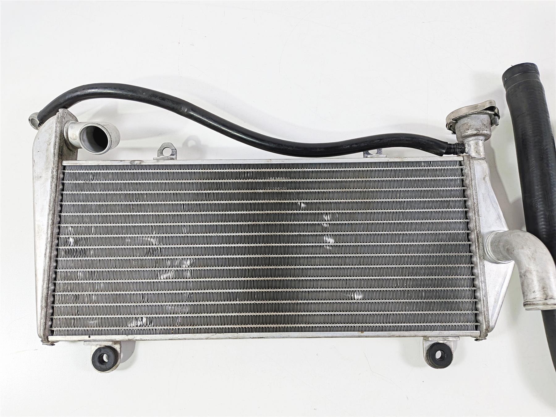 2017 Ducati Panigale 1299 Straight Upper Radiator & Hoses -No Leaks 87240881A-Mototech271
