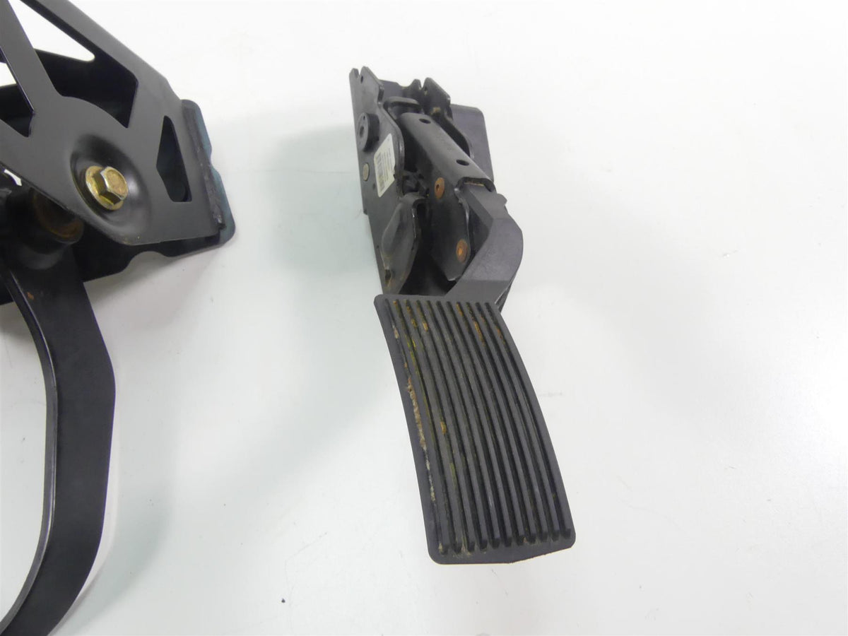 2020 Can Am Maverick X3 XMR Turbo RR Foot Brake Accelerate Pedal Set 707001803 {{ shop.shopifyCountryName }} - Mototech271