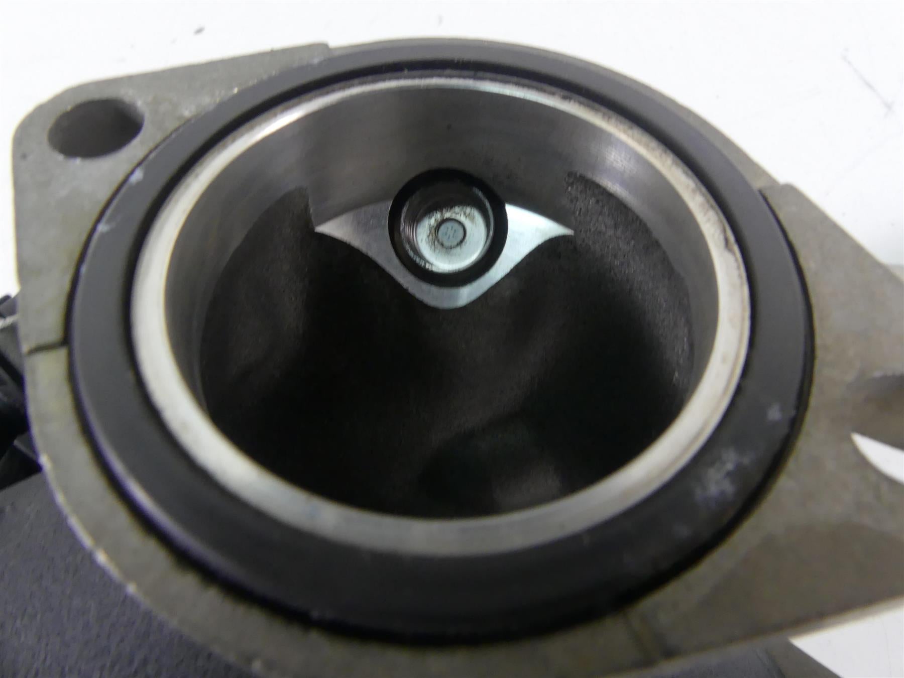 2015 Harley FXDF Dyna Fat Bob Throttle Body Fuel Injection Injectors 27708-10A {{ shop.shopifyCountryName }} - Mototech271