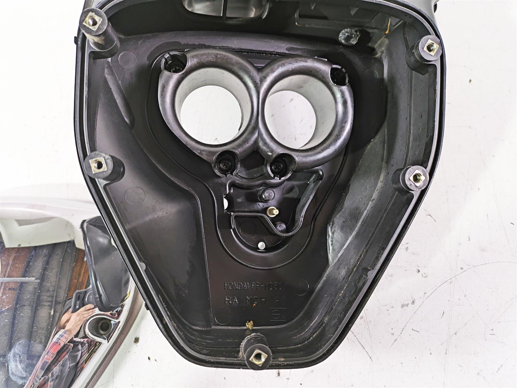 2002 Honda VTX1800 Retro Air Cleaner Breather Box & Cover 17221-MCH-000 {{ shop.shopifyCountryName }} - Mototech271