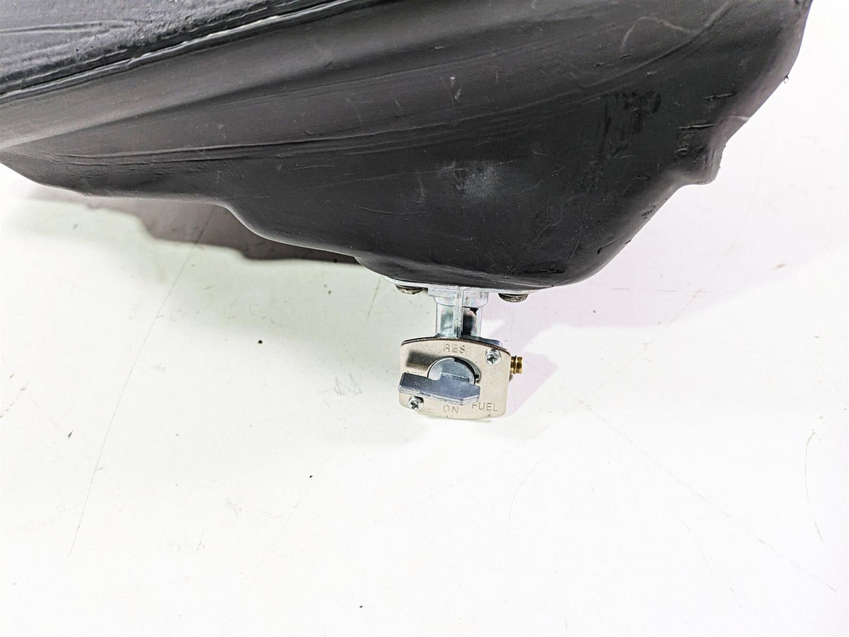 2001 Yamaha Banshee YFZ350 Plastic Fuel Gas Tank & Petcock 2GU-24110-00-00 {{ shop.shopifyCountryName }} - Mototech271