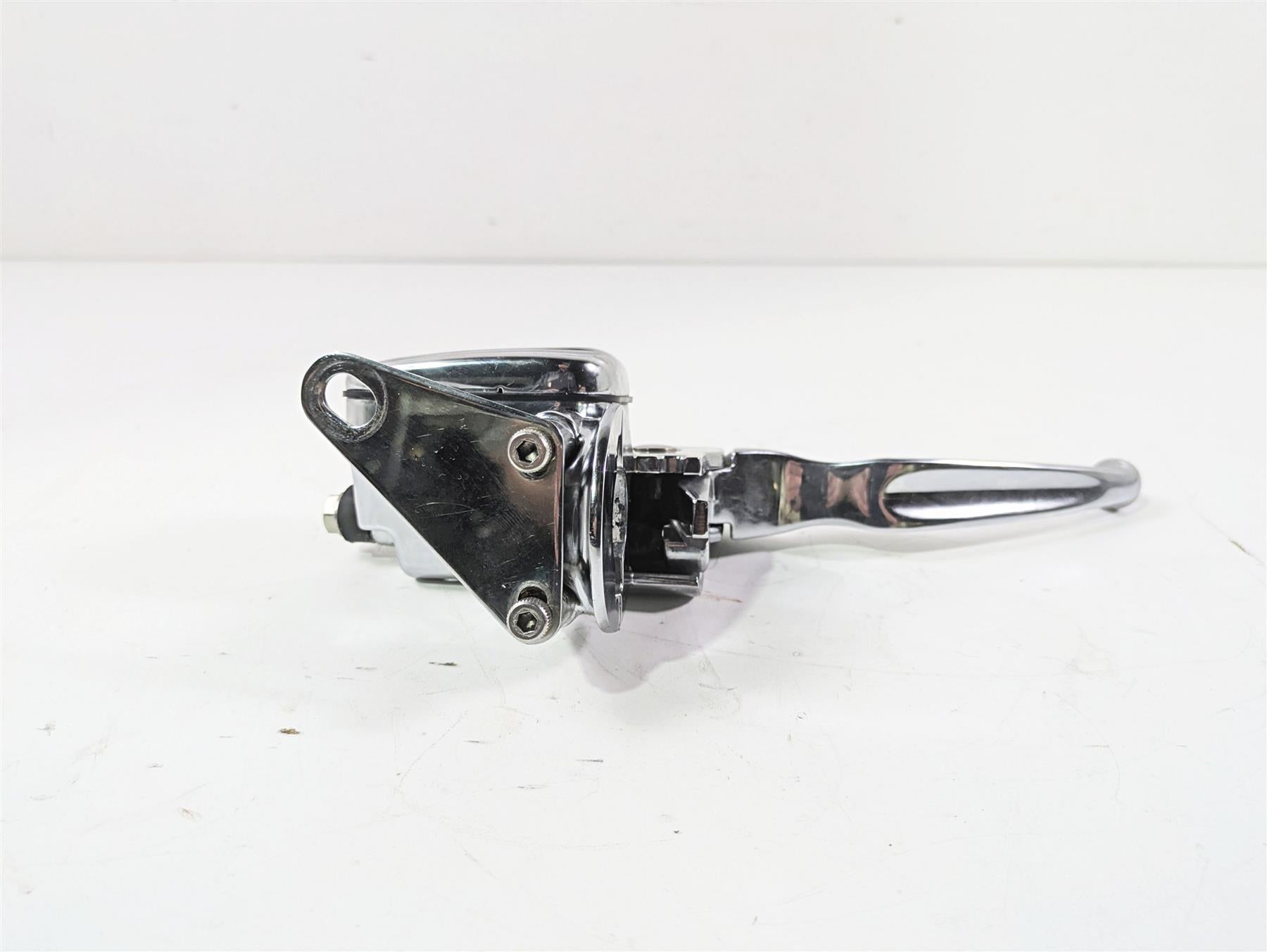 2010 Harley Touring FLHXSE CVO Street Glide Front Brake Master Cylinder 42102-08 {{ shop.shopifyCountryName }} - Mototech271