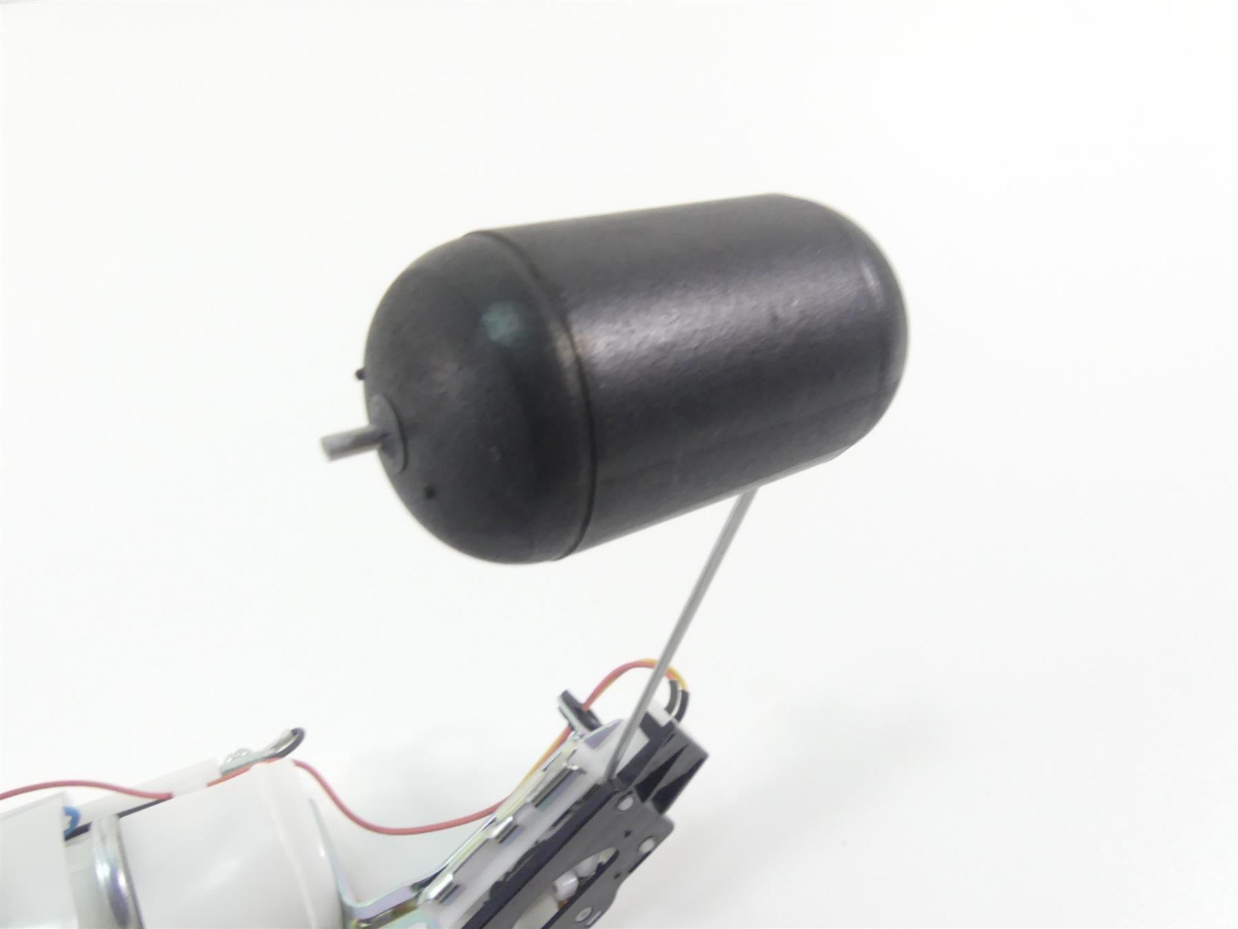 2022 Suzuki GSXR750 Fuel Gas Petrol Pump + Level Sender 2K - Tested 15100-14J01 {{ shop.shopifyCountryName }} - Mototech271