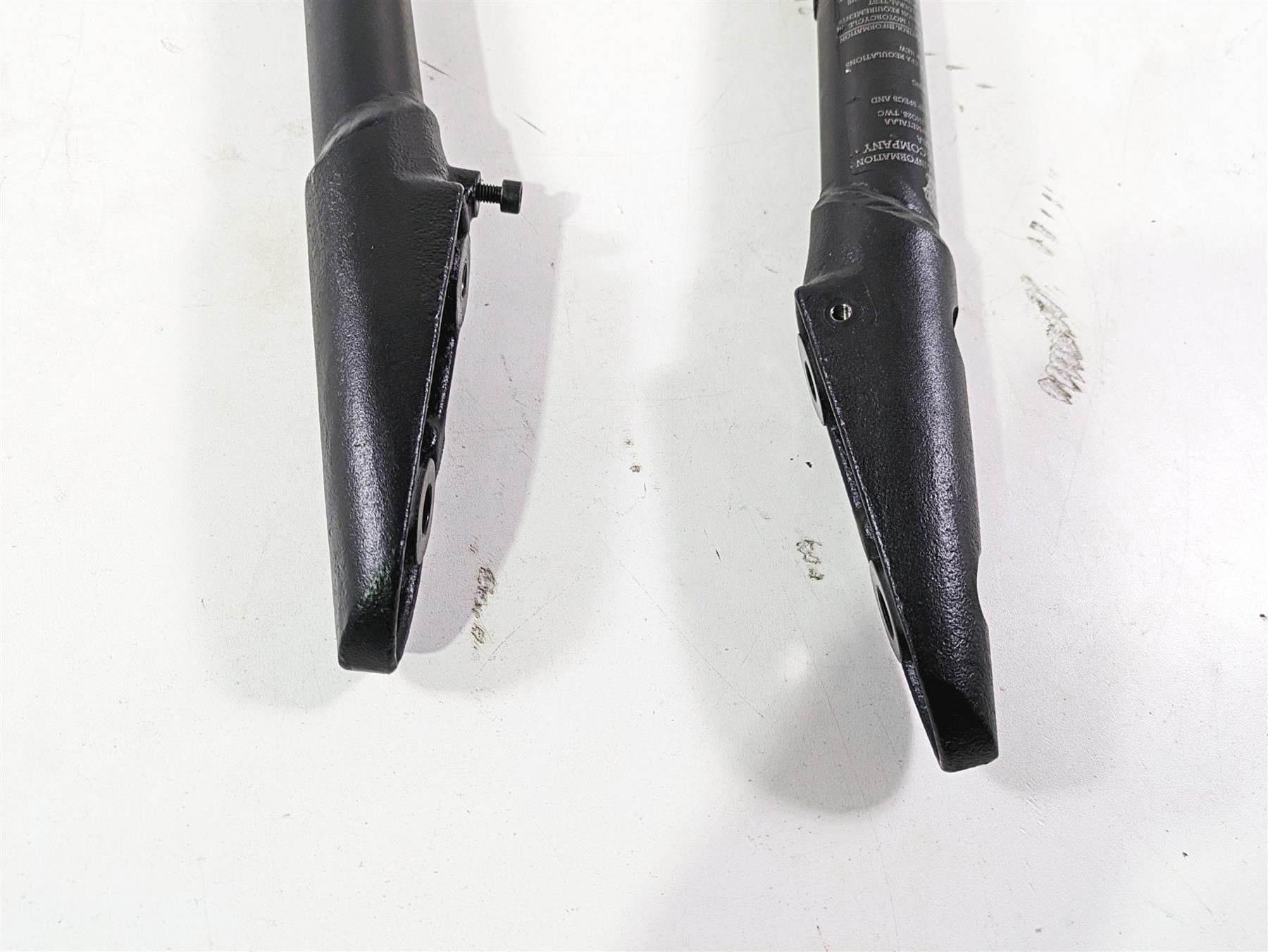 2018 Indian Chieftain Dark Horse Front Frame Rail Downtube Set 1018970 1026128 {{ shop.shopifyCountryName }} - Mototech271
