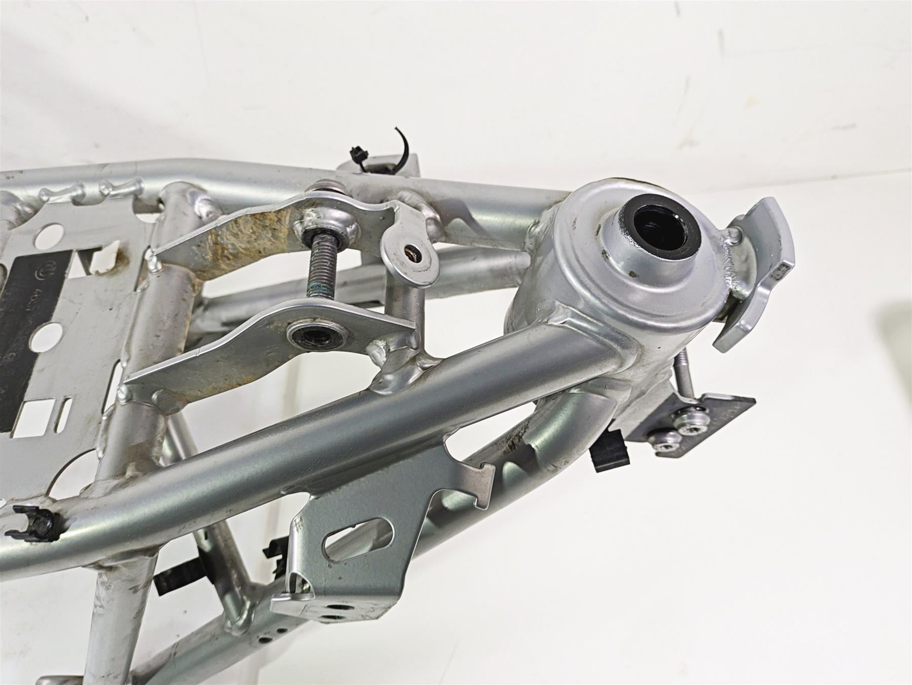 2019 BMW R1250RT K52 Straight Frame Chassis With Salvage Florida Title 46518101229 {{ shop.shopifyCountryName }} - Mototech271