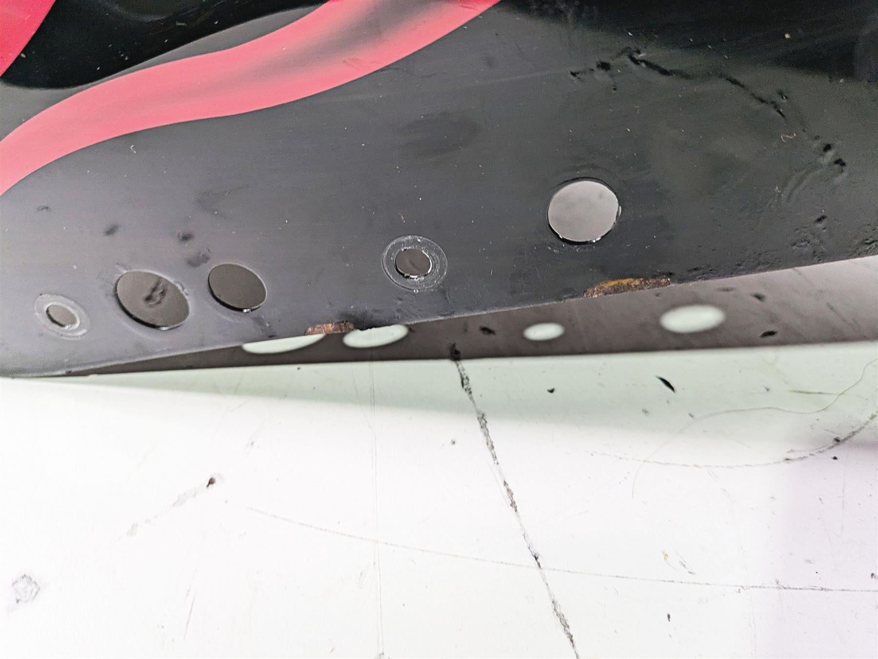2007 Harley FXDWG Dyna Wide Glide Rear Fender Red Flames 59925-06 {{ shop.shopifyCountryName }} - Mototech271