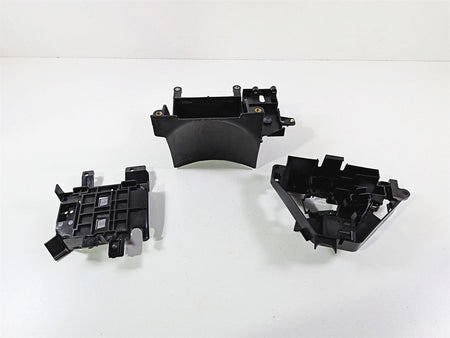 2014 Harley Touring FLHTK Electra Glide Battery & Ecm Holder - Read 66000010A-Mototech271