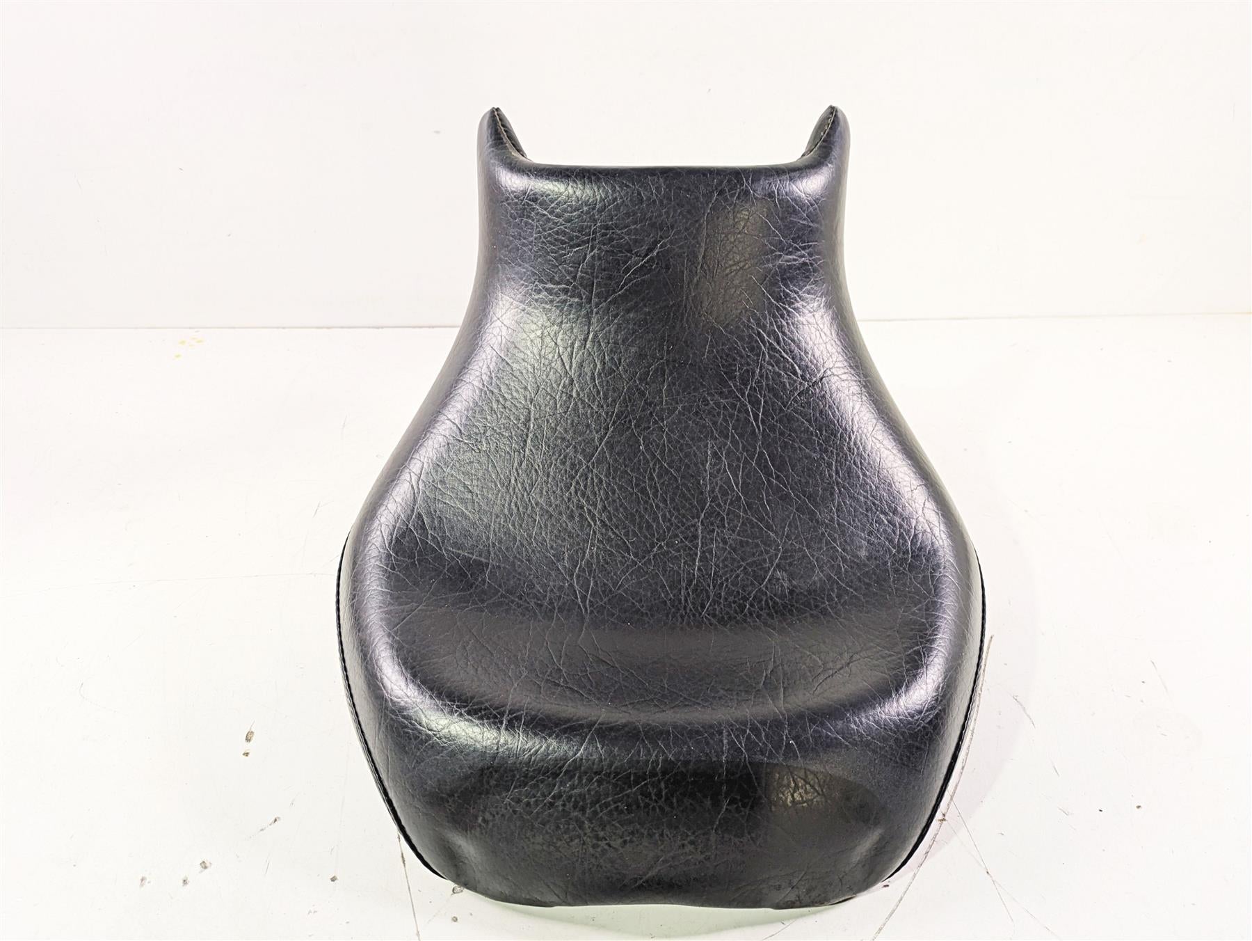 2002 Honda V-Twin VTX1800 C Front Rider Seat Saddle 77200-MCH-000