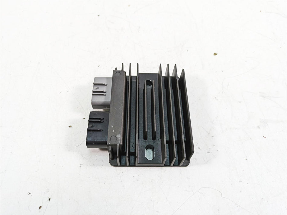 2018 Kawasaki ZX1002 Ninja H2 SX Rectifier Voltage Regulator SH866BA 21066-0745 {{ shop.shopifyCountryName }} - Mototech271