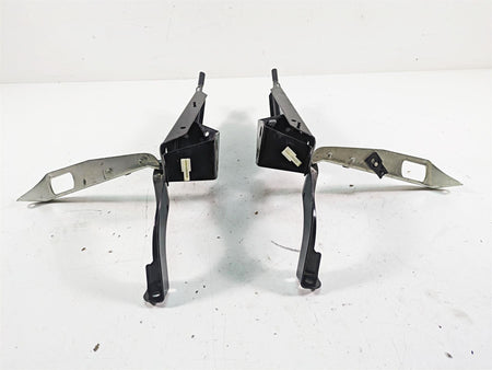 2013 Harley Touring FLHX Street Glide Front Fairing Mounting Hardware 58478-96B {{ shop.shopifyCountryName }} - Mototech271