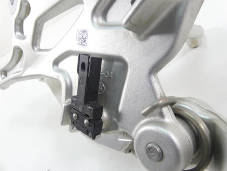 2017 BMW RnineT Racer K32 Right Front Footpeg Foot Peg & Brake Pedal 46718558798 {{ shop.shopifyCountryName }} - Mototech271