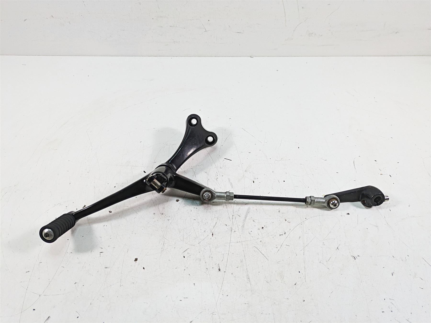 2017 Harley XL883 N Sportster Iron Front Left Mid Peg Mount & Shifter 42972-04 {{ shop.shopifyCountryName }} - Mototech271