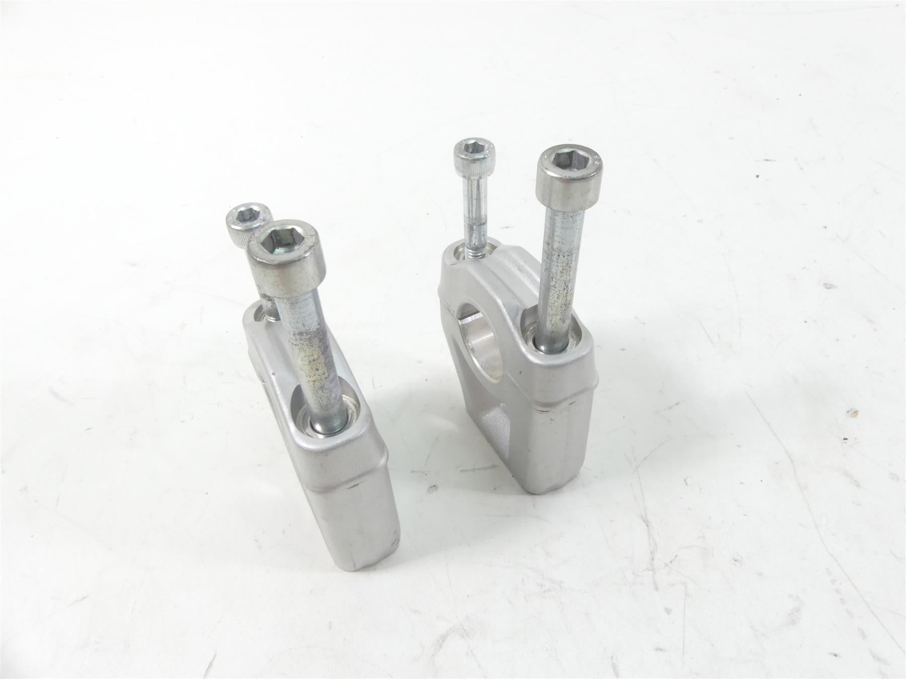 2011 BMW R1200GS K255 Adv Oem Handlebar Handle Bar Riser Set -28.5mm 31427718173 {{ shop.shopifyCountryName }} - Mototech271