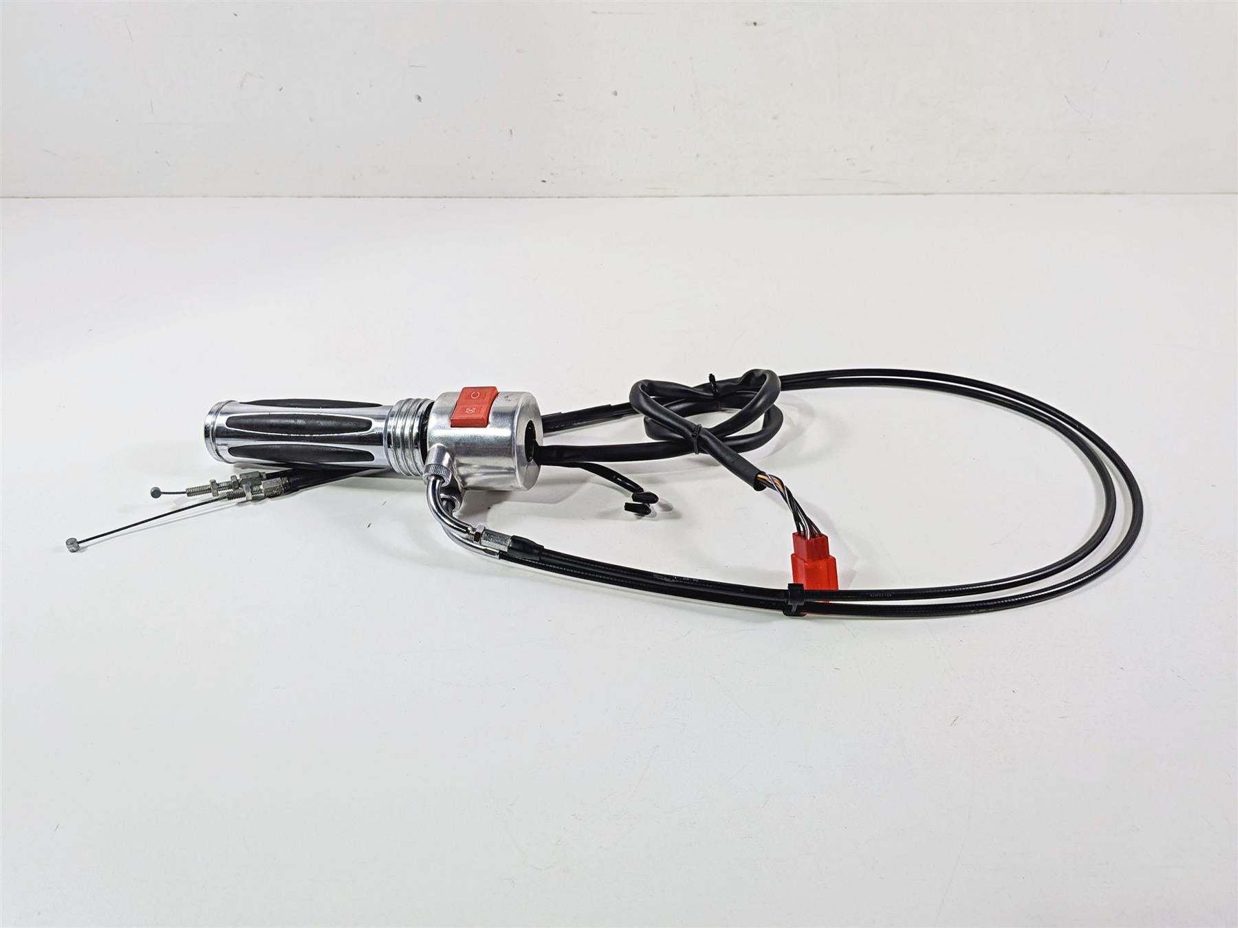 2003 Honda V-Twin VTX1800 C Right Control Switch & Throttle 35013-MCH-020 {{ shop.shopifyCountryName }} - Mototech271