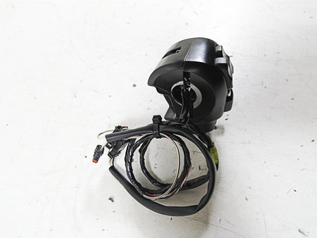 2015 Harley Touring FLHXS Street Glide Right Hand Start Control Switch 71500129C {{ shop.shopifyCountryName }} - Mototech271