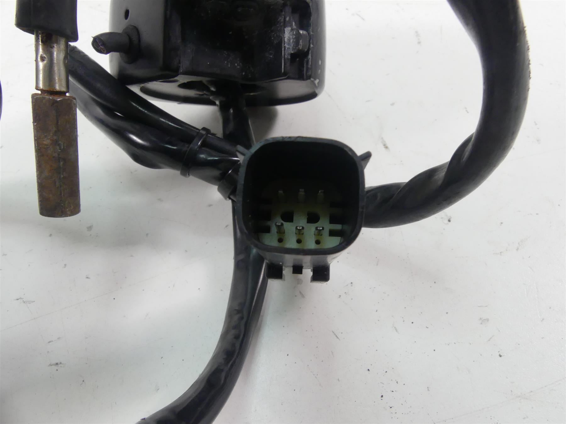2008 Harley FXCWC Softail Rocker C Left Right Hand Control Switch Set 71682-06A {{ shop.shopifyCountryName }} - Mototech271