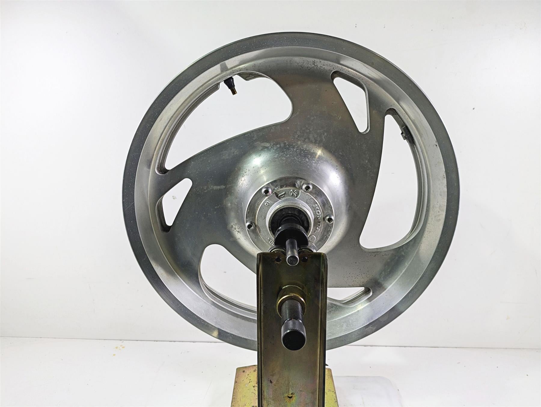 2002 Honda V-Twin VTX1800 C Straight 18x3.5 Front Wheel Rim 44650-MCH-010 {{ shop.shopifyCountryName }} - Mototech271