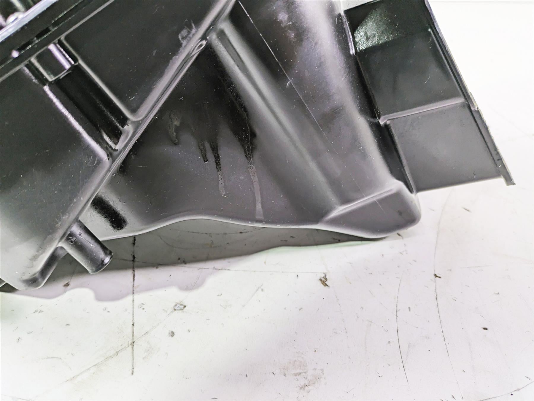 2012 Triumph Dayton 675 Air Box Cleaner Breather Filter T2200501 {{ shop.shopifyCountryName }} - Mototech271