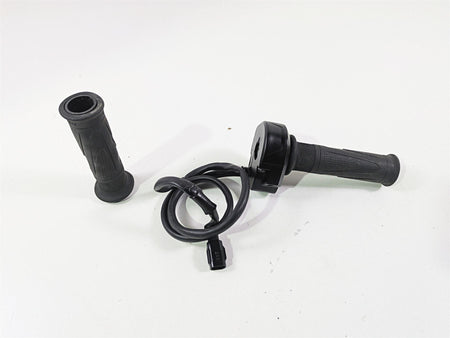2024 Triumph Street Triple 765 R Fly By Wire Throttle Grip Sensor T2043055 {{ shop.shopifyCountryName }} - Mototech271