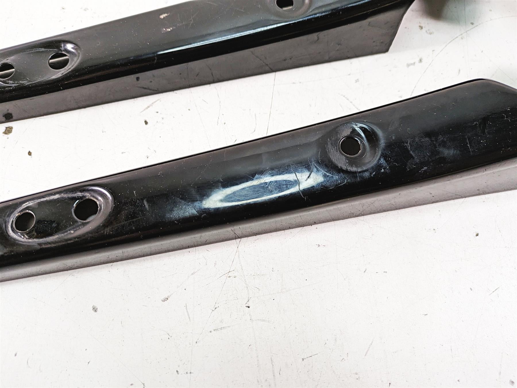 2019 Harley XL883N Sportster Iron Rear Fender Struts Braces 60203-06 60204-06 {{ shop.shopifyCountryName }} - Mototech271