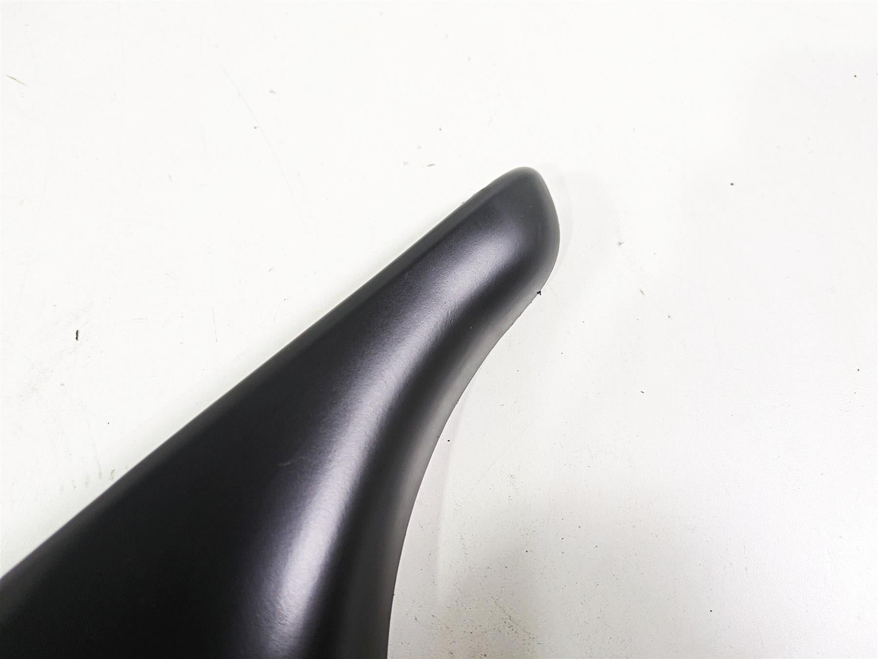 2018 Indian Chieftain Dark Horse Right Upper Side Cover Fairing 5450243 {{ shop.shopifyCountryName }} - Mototech271